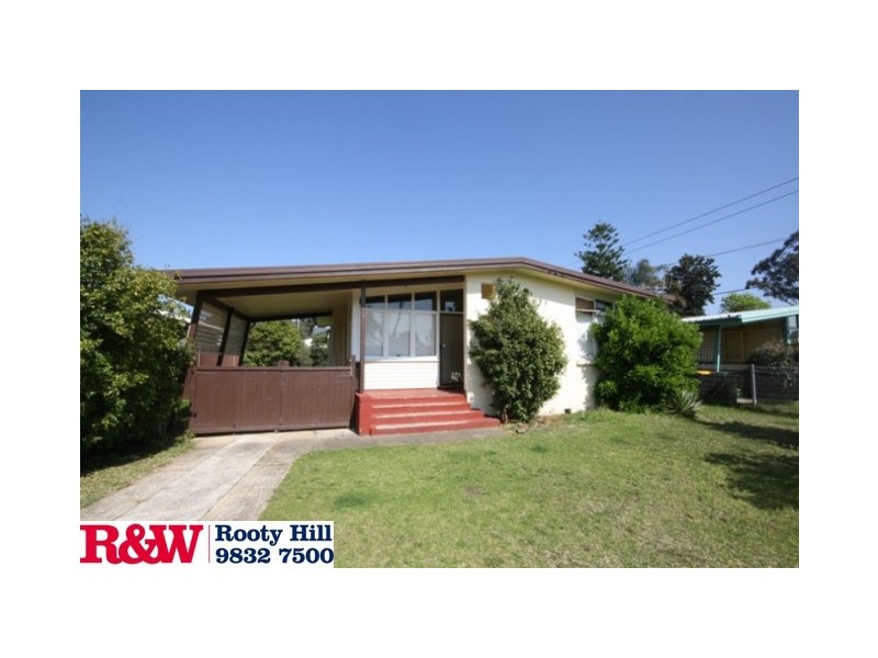 18 Taranaki Avenue, Lethbridge Park NSW 2770