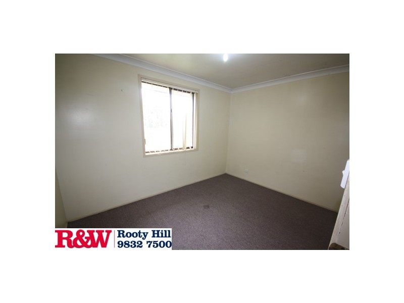 10 Magyar Place, Oakhurst NSW 2761