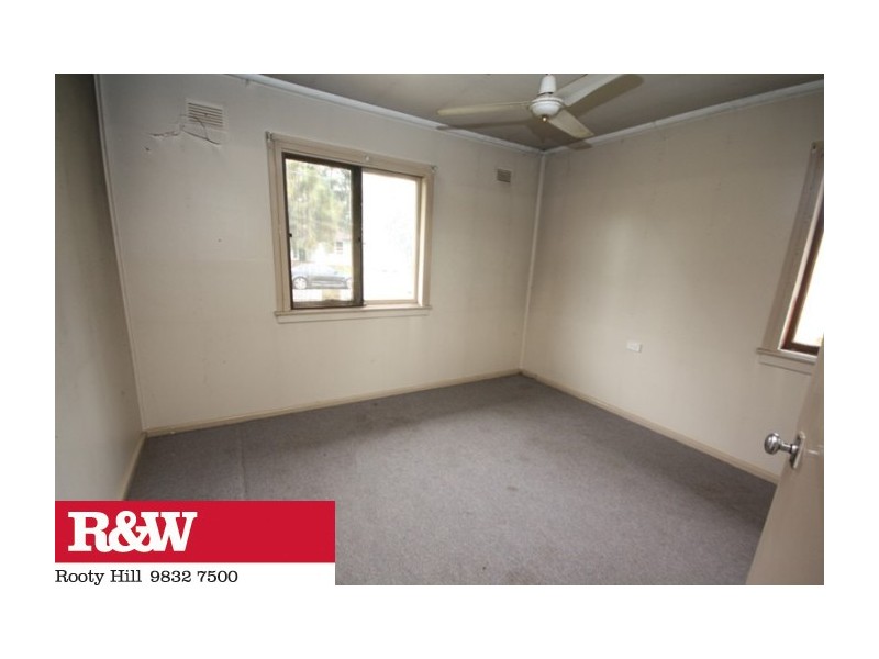 102 Maple Road, North St Marys NSW 2760