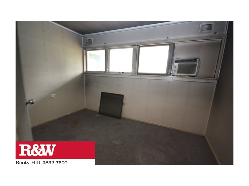 102 Maple Road, North St Marys NSW 2760