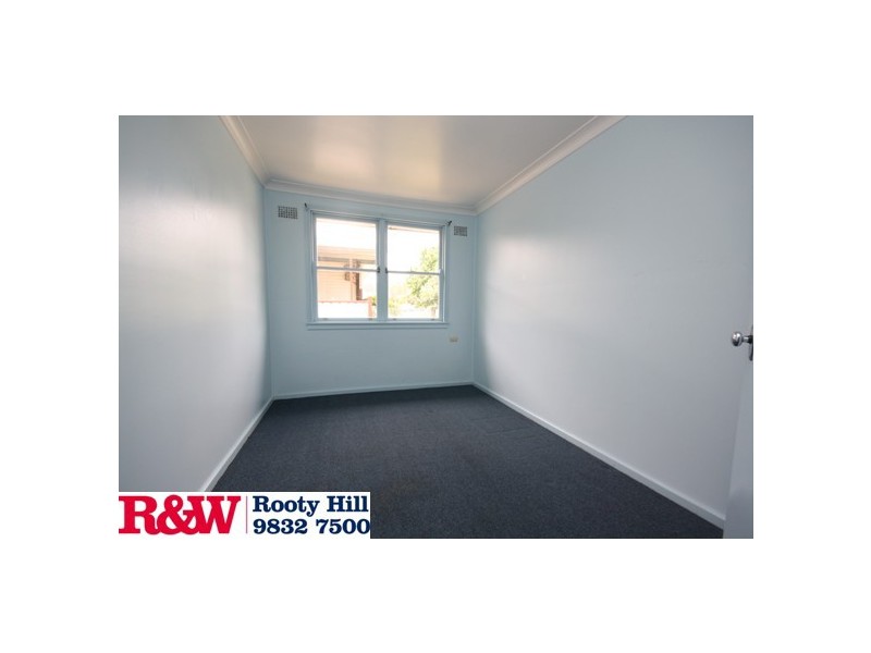 17 Luzon Avenue, Lethbridge Park NSW 2770