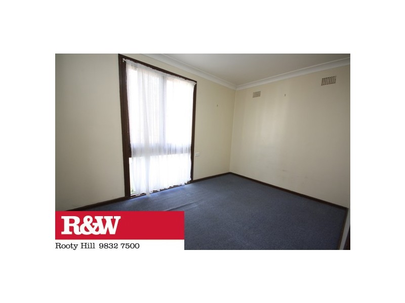 1 Clune Place, Blackett NSW 2770