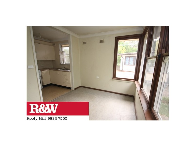 64 Lucena Crescent,, Lethbridge Park NSW 2770