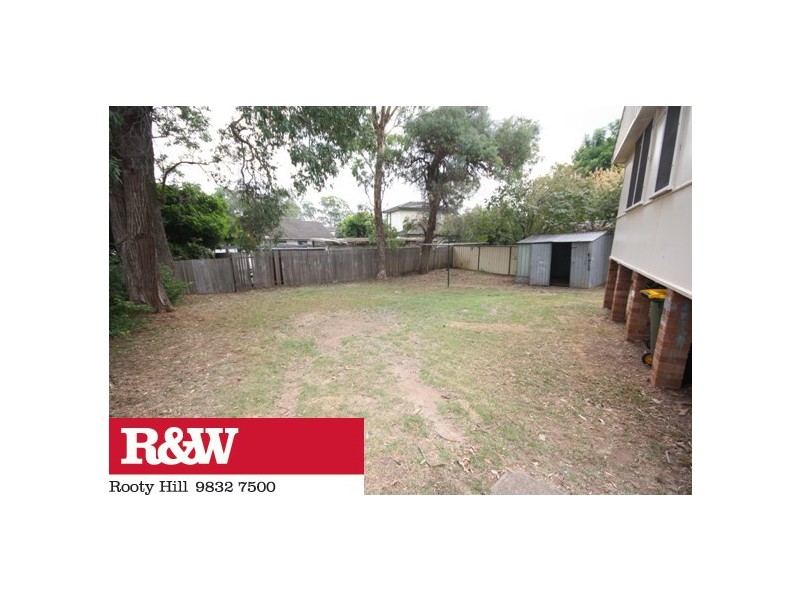 64 Lucena Crescent,, Lethbridge Park NSW 2770