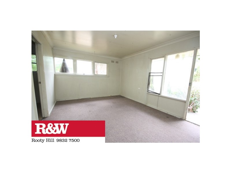 1 Norvegia Avenue, Tregear NSW 2770