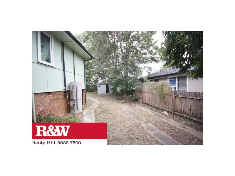 1 Norvegia Avenue, Tregear NSW 2770