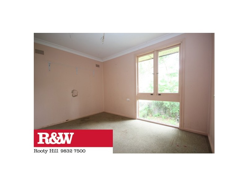 9 Karuah Road, Penrith NSW 2750