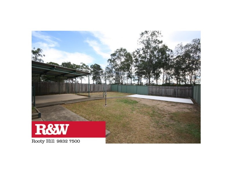 19 Perigee Close, Doonside NSW 2767