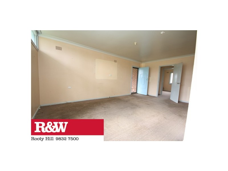 27 Livingston Avenue, Dharruk NSW 2770