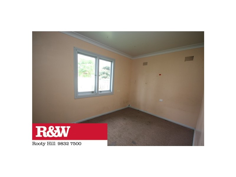 27 Livingston Avenue, Dharruk NSW 2770