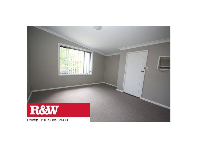 22 Palmyra Avenue, Lethbridge Park NSW 2770