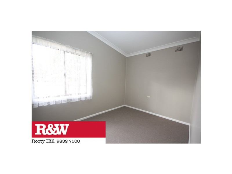 22 Palmyra Avenue, Lethbridge Park NSW 2770