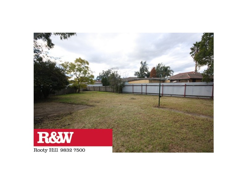 22 Palmyra Avenue, Lethbridge Park NSW 2770