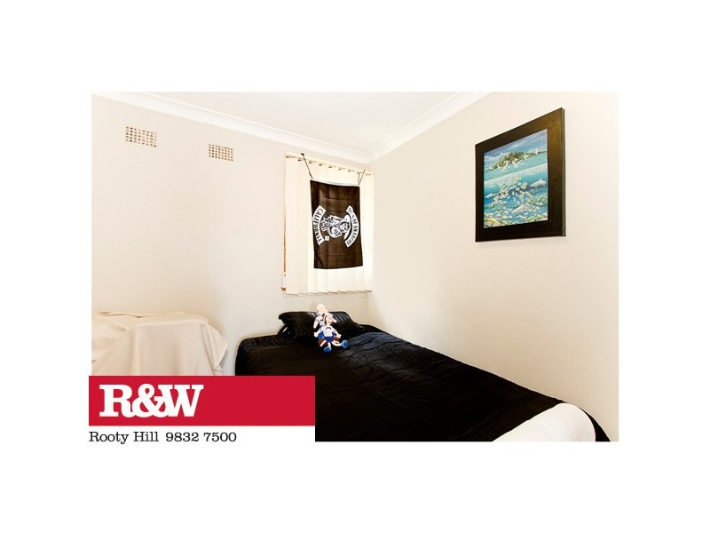 80 Lucena Avenue, Lethbridge Park NSW 2770