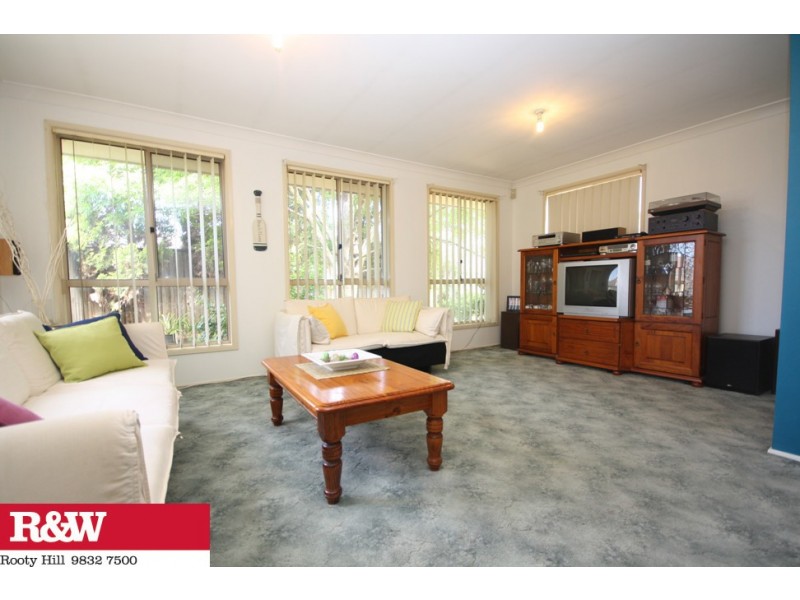 73 Amsterdam Street, Oakhurst NSW 2761