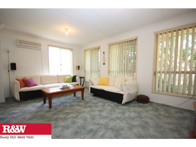 73 Amsterdam Street, Oakhurst NSW 2761