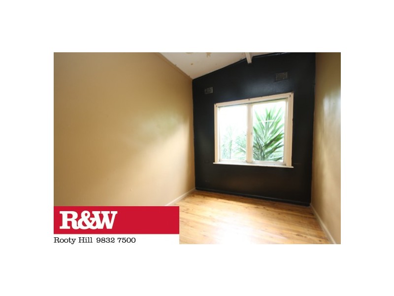 31 Leyte Avenue, Lethbridge Park NSW 2770