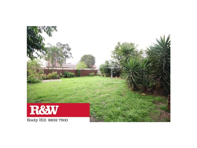 31 Leyte Avenue, Lethbridge Park NSW 2770