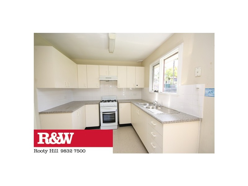 7 Birdwood Avenue, Doonside NSW 2767