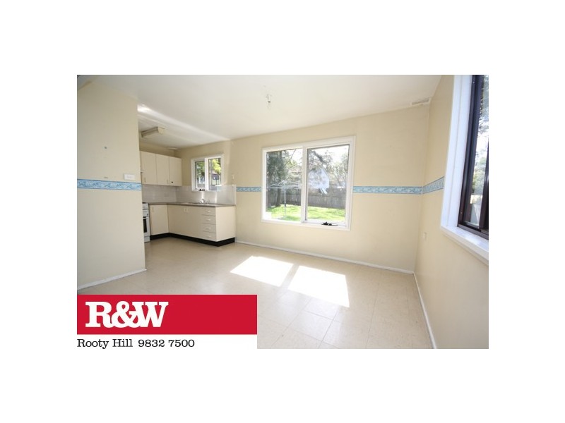 7 Birdwood Avenue, Doonside NSW 2767