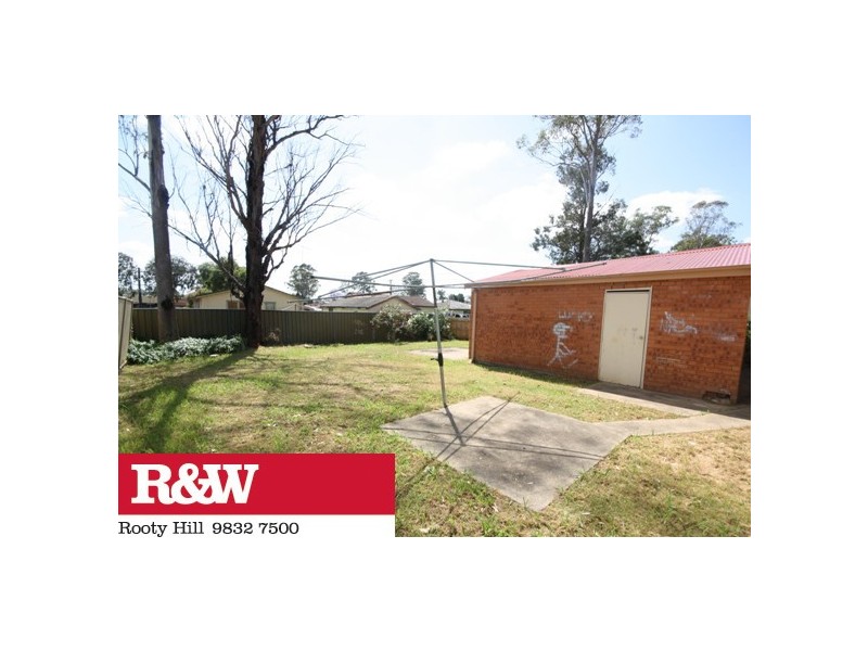 24 Kavieng Avenue, Whalan NSW 2770