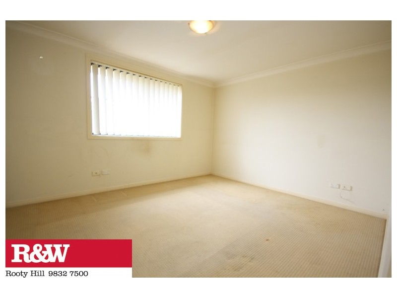 9 Bond Place, Oxley Park NSW 2760