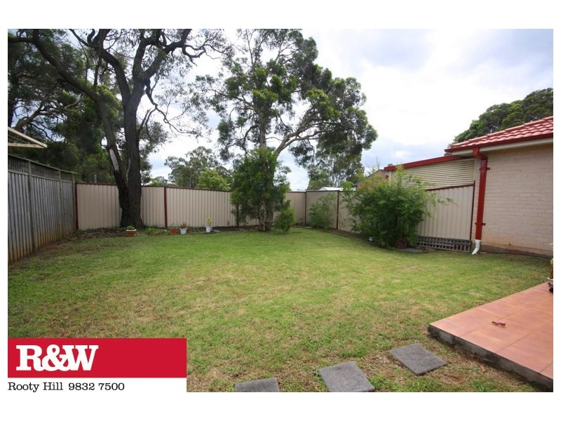 9 Bond Place, Oxley Park NSW 2760