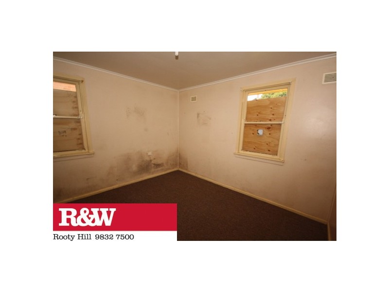 42 Ellengowan Crescent, Whalan NSW 2770