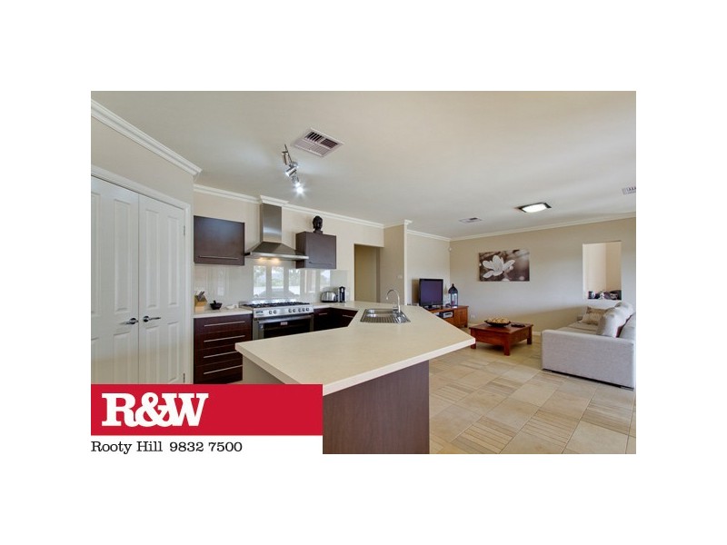 12 Manifold Crescent, Glenmore Park NSW 2745