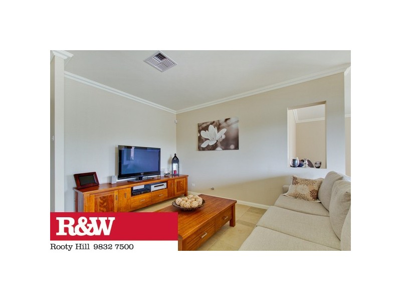 12 Manifold Crescent, Glenmore Park NSW 2745