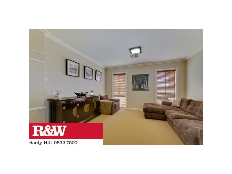 12 Manifold Crescent, Glenmore Park NSW 2745