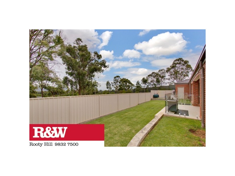 12 Manifold Crescent, Glenmore Park NSW 2745