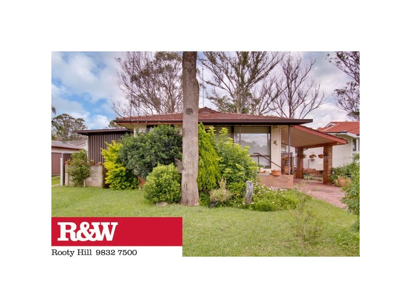 242 Woodstock Avenue, Whalan NSW 2770