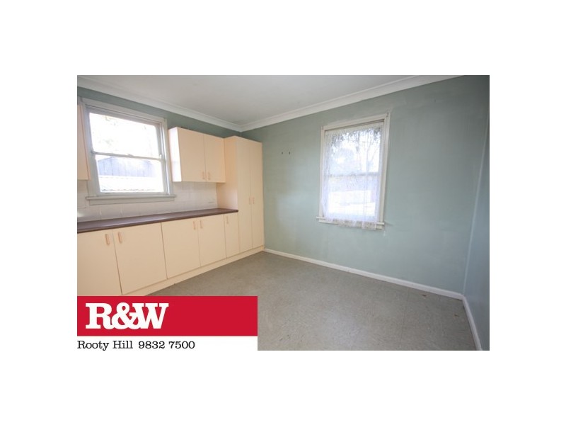 4 Magga Dan Avenue, Tregear NSW 2770