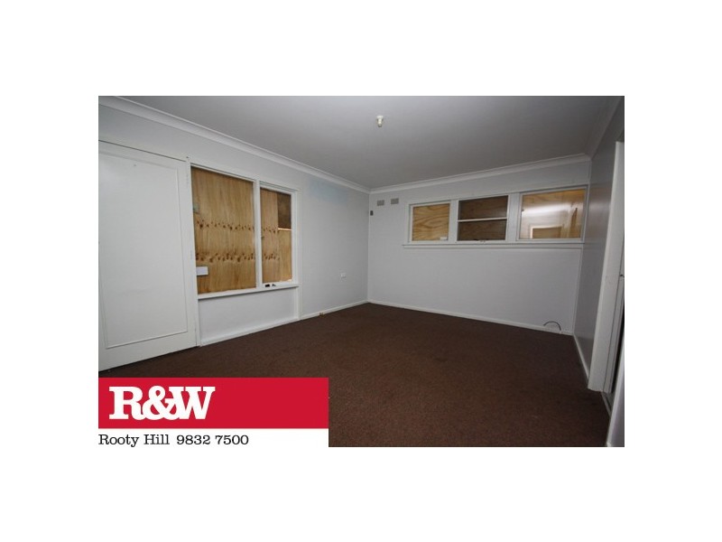 29 Nella Dan Avenue, Tregear NSW 2770