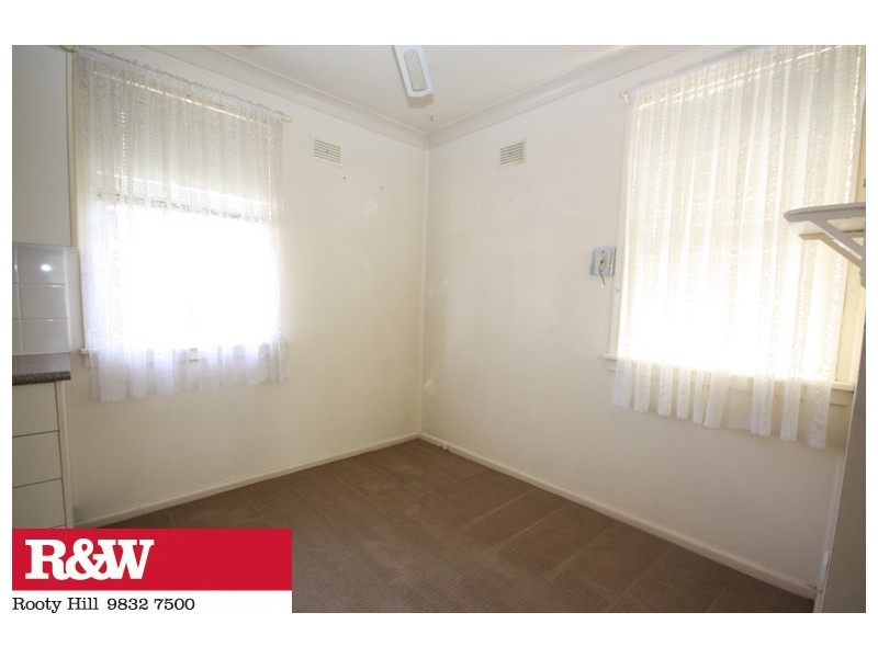 82 Neriba Crescent, Whalan NSW 2770