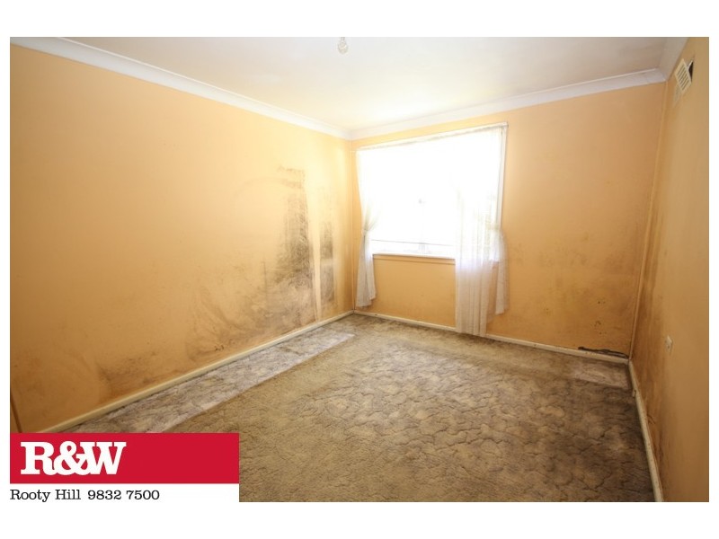 82 Neriba Crescent, Whalan NSW 2770