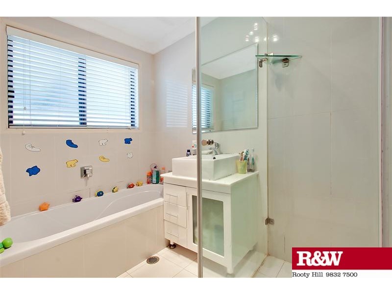 16 Dryden Avenue, Oakhurst NSW 2761