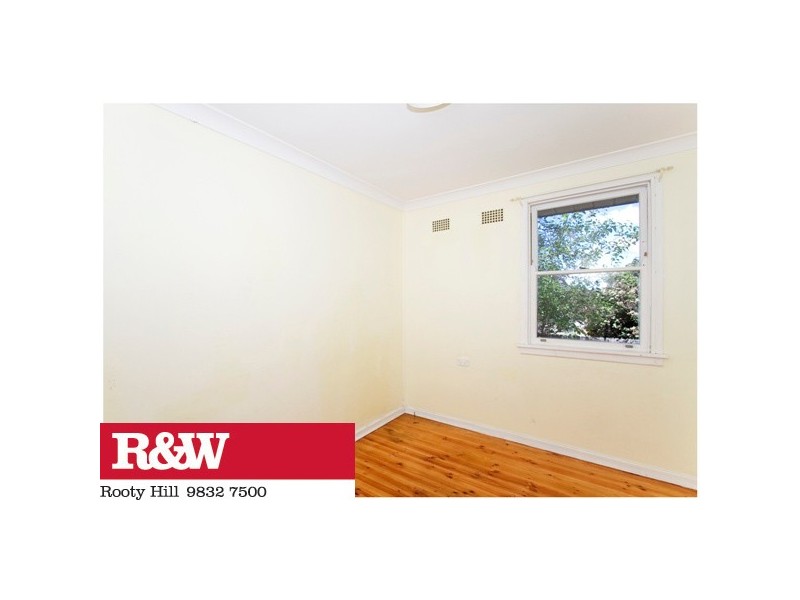 4 Dufek Place, Tregear NSW 2770