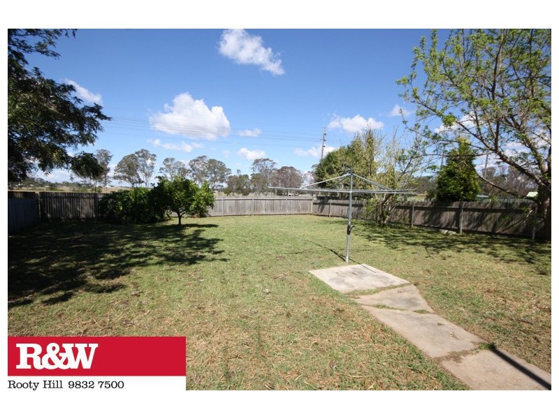90 Wilkes Crescent, Tregear NSW 2770