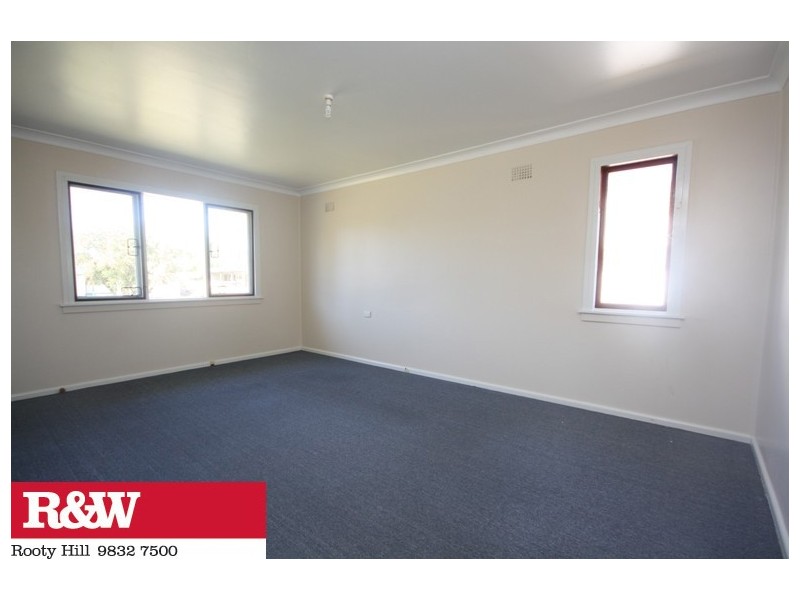 14 Goroka Street, Whalan NSW 2770