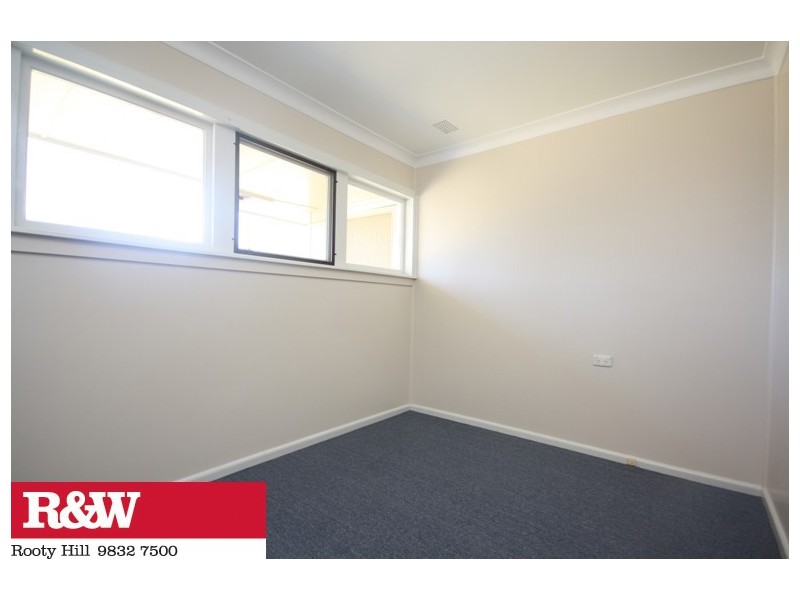 14 Goroka Street, Whalan NSW 2770