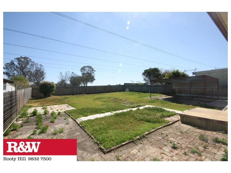 14 Goroka Street, Whalan NSW 2770