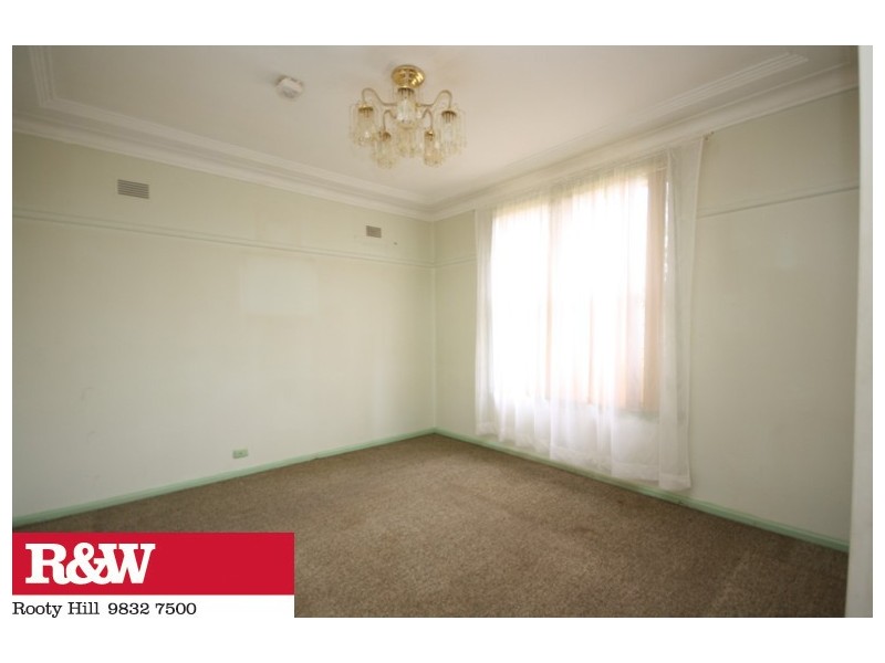 16 Warrego Street, North St Marys NSW 2760