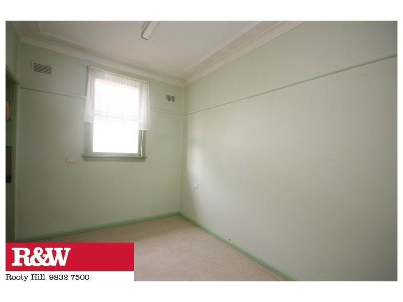 16 Warrego Street, North St Marys NSW 2760