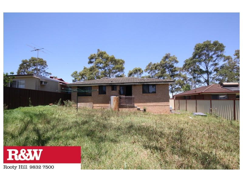 28 Glenn Street, Dean Park NSW 2761