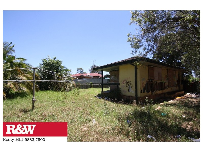 16 Houtman Crescent, Willmot NSW 2770