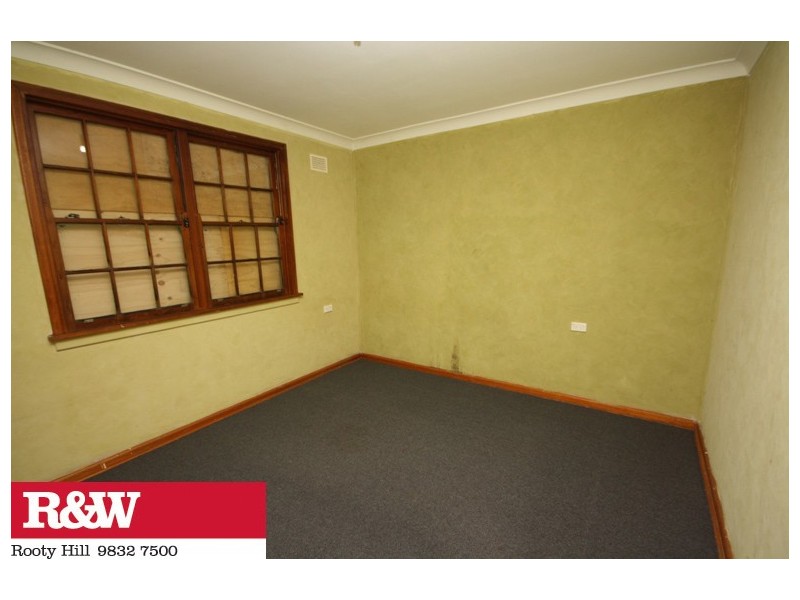 44 Tarawa Road, Lethbridge Park NSW 2770