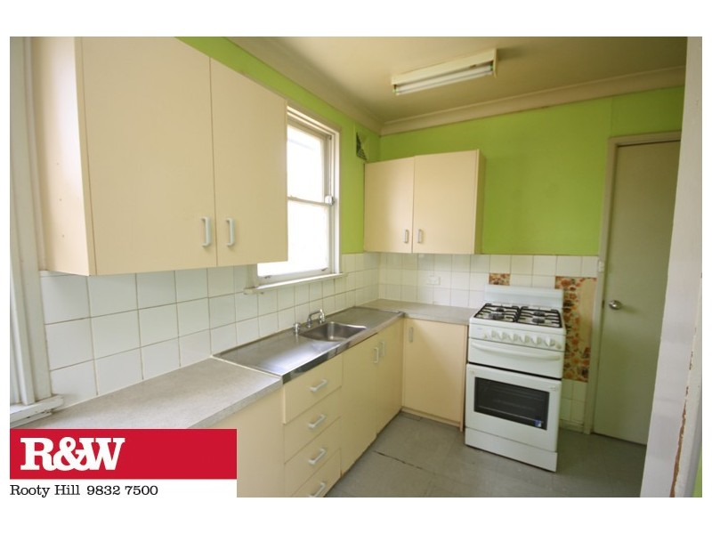 6 Tairora Street, Whalan NSW 2770