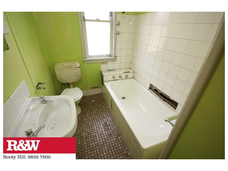 6 Tairora Street, Whalan NSW 2770